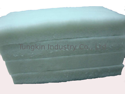 L'isolation de polyester de mur de cavité manie la batte la résistance de feu de matériau de construction